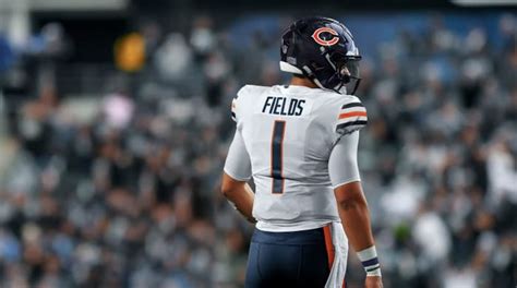 Justin Fields gives the Bears' coach and GM a second chance - Sports ...