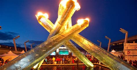 Vancouver Olympic Cauldron lighting brings magic back to city (PHOTOS) | Offside