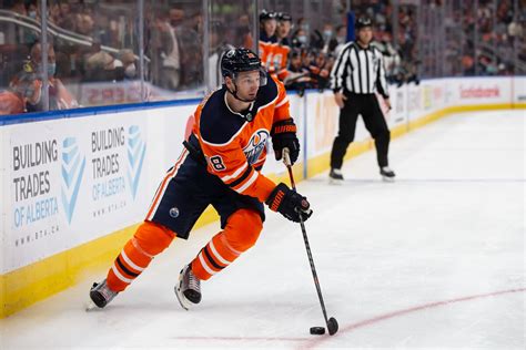 Overlooked Stats From Oilers' 7-3 Win Over Blackhawks - The Hockey ...