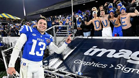 Duke QB Riley Leonard's Mom Texts Him 'You Suck' Before Games