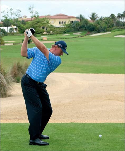 Swing Easy, Hit Hard - Ernie Els Swing Sequence - Golf Lessons News