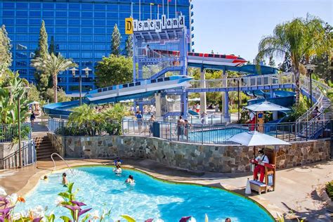Proven Insider Tips for Visiting the Disneyland Hotel