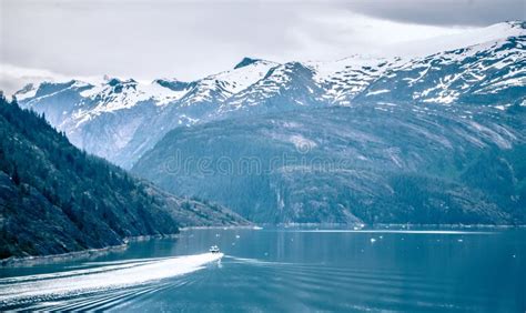 Beautiful Landscape in Alaska Mountains Stock Photo - Image of ...