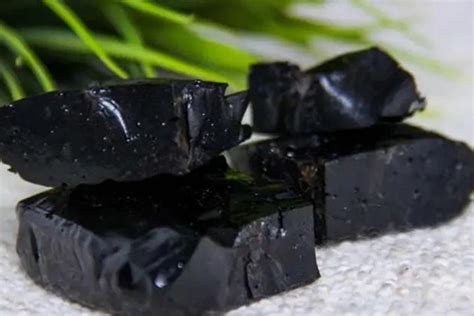 What ingredients are suitable for use with shilajit extract?