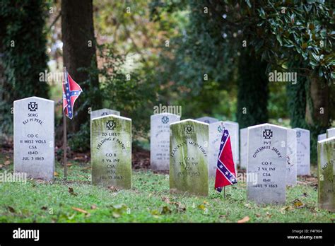 USA, Virginia, Richmond, Hollywood Cemetery, graves of Confederate ...