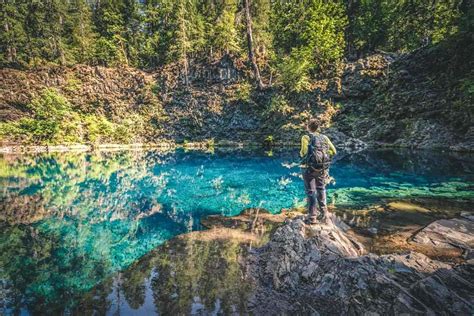 Your Guide To Hiking The McKenzie River Trail | Oregon is for Adventure