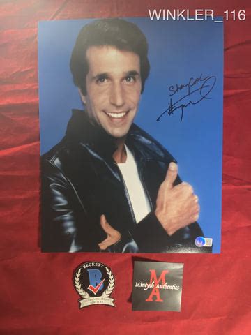 WINKLER_116 - 11x14 Photo Autographed By Henry Winkler – Mintych Authentics