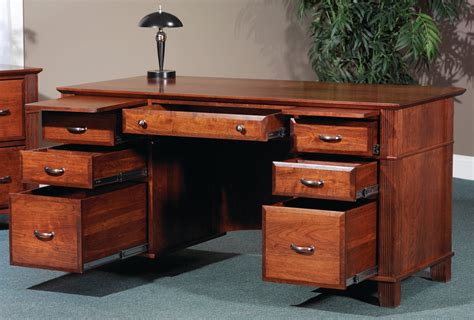 Arlington Solid Wood Executive Desk | Iç tasarım ofisler, Iç tasarım, Ofi̇s tasarimi