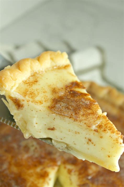 Old Fashioned Sugar Cream Pie | Recipe in 2020 | Cream pie recipes, Favorite dessert recipes ...