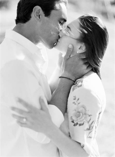 Romantic Black and White engagement portraits, photo by Dear Lovers Photography. | Engagement ...