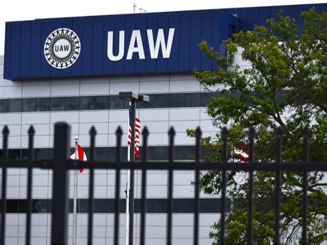 UAW Threatens To Strike Over Stellantis' Alleged Delay In Reopening Of ...