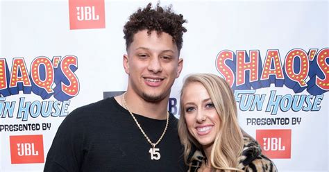 Patrick Mahomes Marries Brittany Matthews in Hawaii Wedding - E! Online