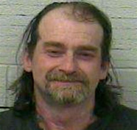 Knox County Ky Sheriff's Deputies arrest two in store burglary