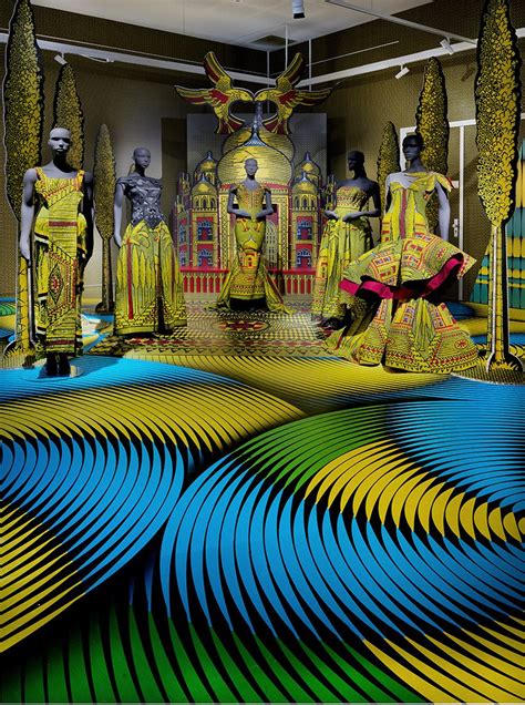 http://www.designboom.com/design/vlisco-un-un-exhibition-textiles-02-18-2017/ Psychedelic ...