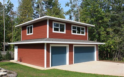 Detached garage with living space above • PortSide Builders