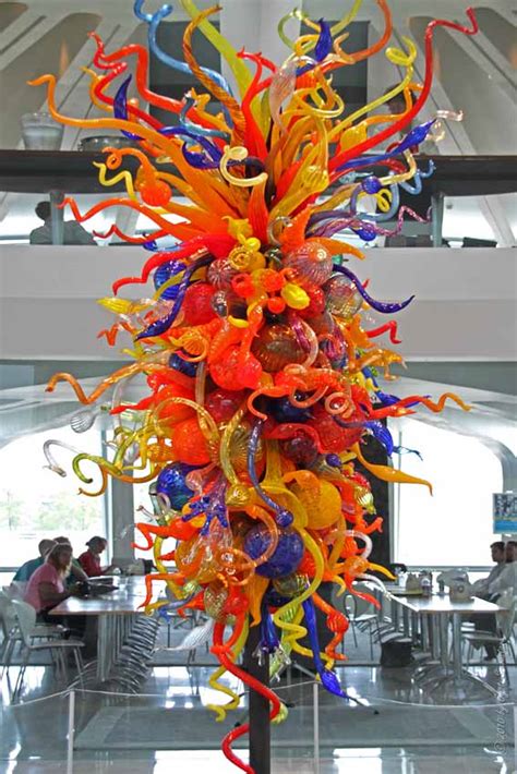 Public Art in Chicago: Milwaukee Art Museum: [ Blown Glass Sculpture - by Dale Chihuly]