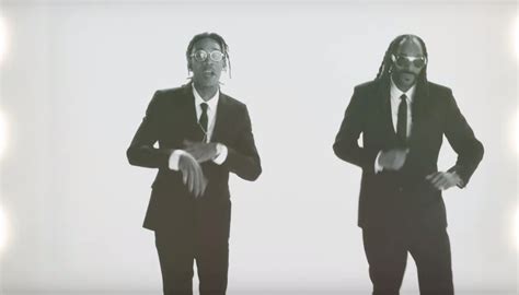 New Video: Snoop Dogg - 'Kush Ups (ft. Wiz Khalifa)' - That Grape Juice