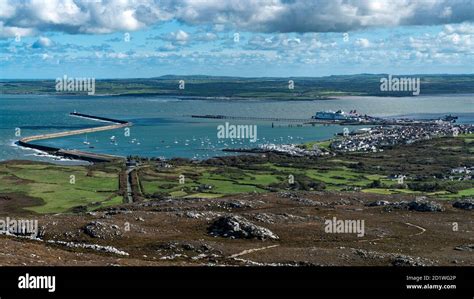 Holyhead ferry port hi-res stock photography and images - Alamy