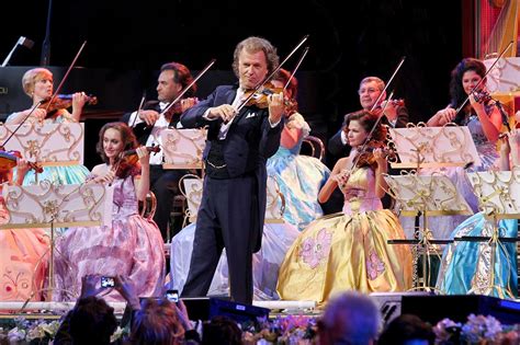 Andre Rieu Maastricht : André Rieu Maastricht - Hondudiario : André rieu is back with his ...