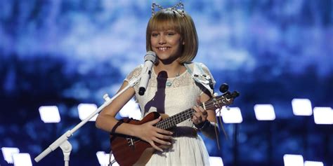 Tragic Life of 2016 AGT Winner - Grace VanderWaal - Biography Tribune