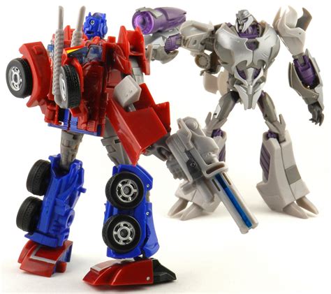 TFW's Transformers Prime First Edition Optimus Prime VS Megatron Two ...