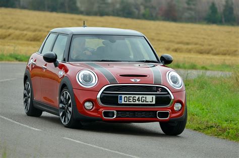 2015 Mini Hardtop 4-Door Cooper S Review