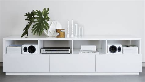 Chill White High-Gloss Media Console 80'' + Reviews | CB2 | Media console, Modern storage ...