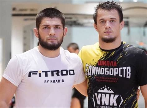 Usman Nurmagomedov signs with Bellator