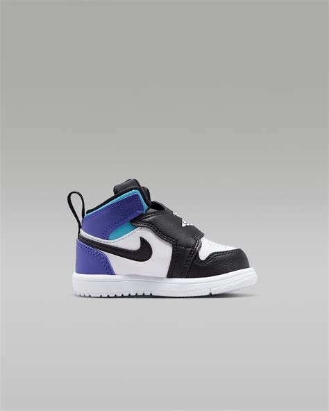 Sky Jordan 1 Baby and Toddler Shoe. Nike CA