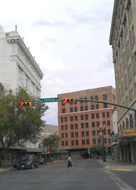 Another shot of Downtown El Paso. I had a lot of fun seeing all of the historic buildings ...