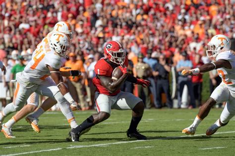 Tennessee vs Georgia Photo Gallery: Vols Win 34-31 off Hail Mary