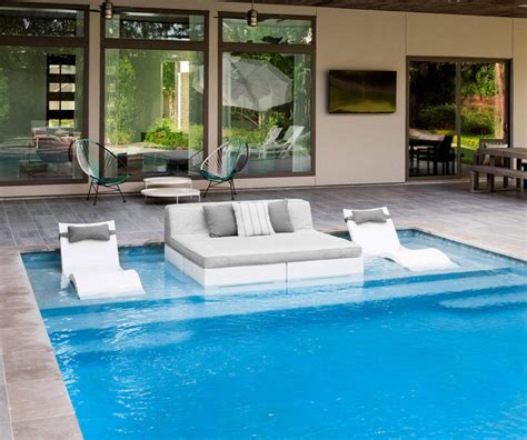 Ledge Lounger - Copano Pools & Spas