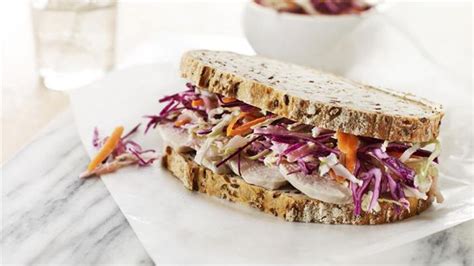 Chicken Coleslaw Sandwich recipe | Crunch&Sip®