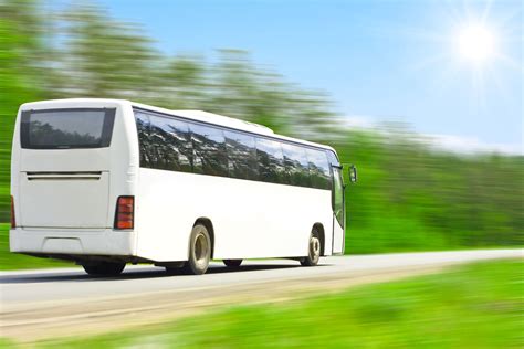 3 Reasons to Use an Airport Shuttle Service in Kahului Plus Transport