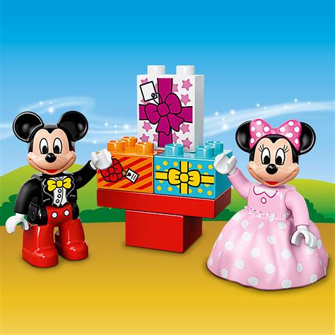 Mickey Mouse Clubhouse Birthday Parade LEGO Duplo Playset was released ...