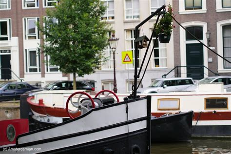 Houseboats of Amsterdam | Amsterdamian