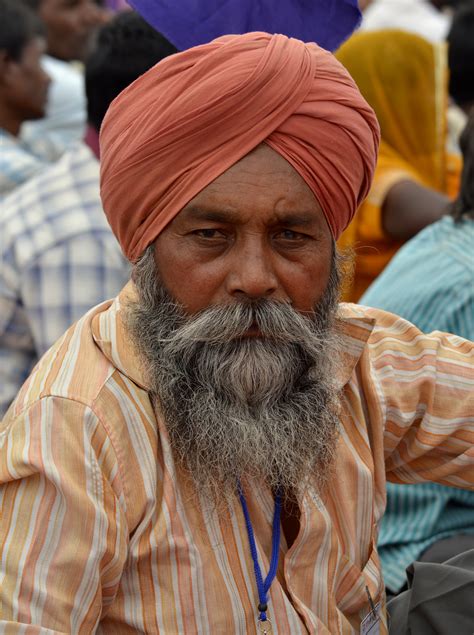 File:Sikh man, Agra 06.jpg - Wikimedia Commons