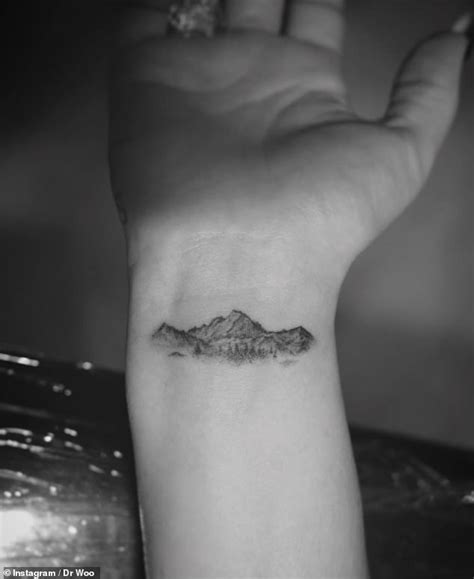 Adele fans identify secret mountain range tattoo from artist's photo ...