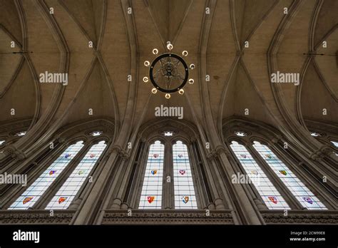 Royal courts of justice london interior hi-res stock photography and ...