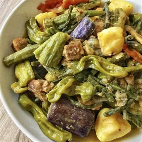 Pinakbet (Ilocano-Style) - PinoyBites