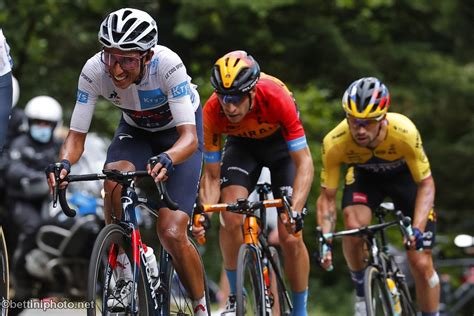 Video: Tour de France 2020 Stage 9 Highlights - Road Bike Action