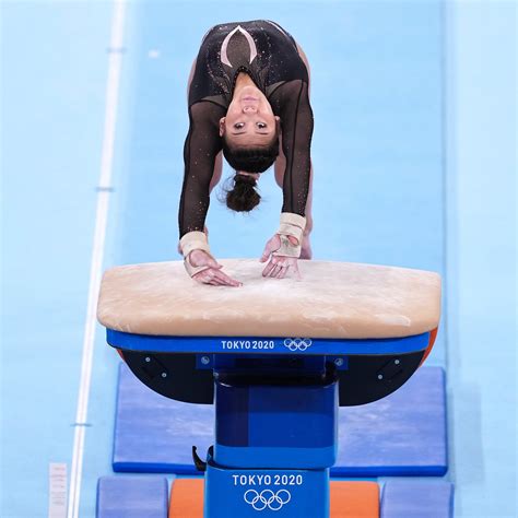 What Does Flooring It Mean In Gymnastics Scoring Systems | Viewfloor.co