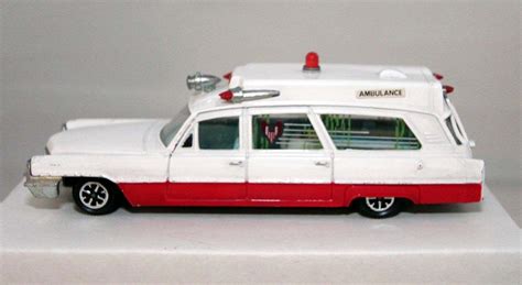 Dinky Toys Ambulance #diecast #dinkytoys #ambulance | Vintage toys, Old toys, Diecast