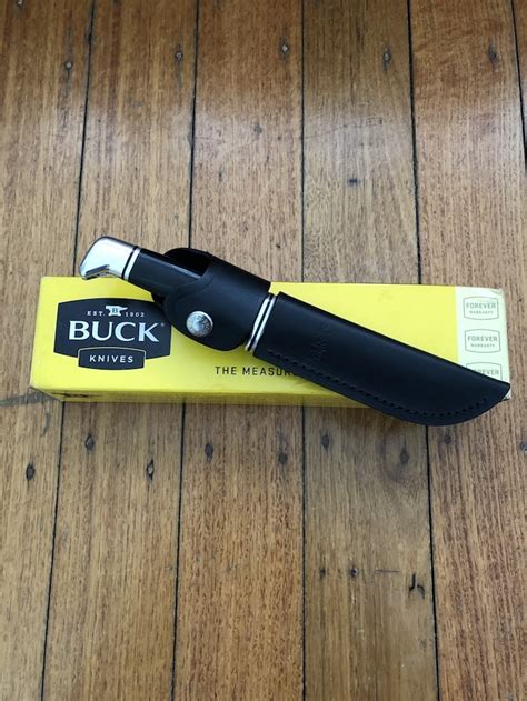 Buck Knife: Buck Woodsman 102 with Black Phenolic Handle