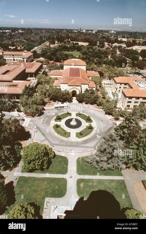 Stanford university campus building hi-res stock photography and images ...