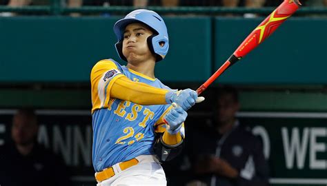 Little Leaguer Aukai Kea does Bryce Harper bat flip after winning HR