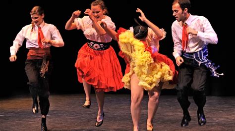 Traditional Métis jig takes stage at Coastal First Nations dance ...