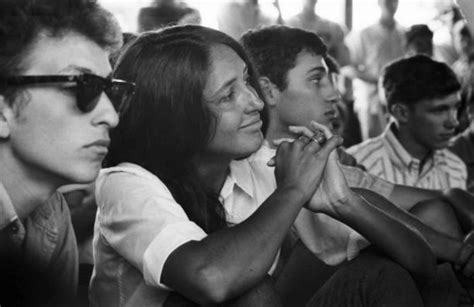 Bob Dylan and Joan Baez in the audience at the... - Bob 'n' Joni