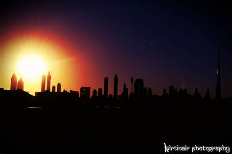 Dubai Skyline silhouette Skyline Silhouette, Silhouettes, Dubai, Celestial, Sunset, Body ...