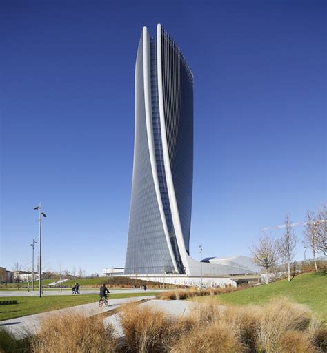 Generali Tower / Zaha Hadid Architects | ArchDaily